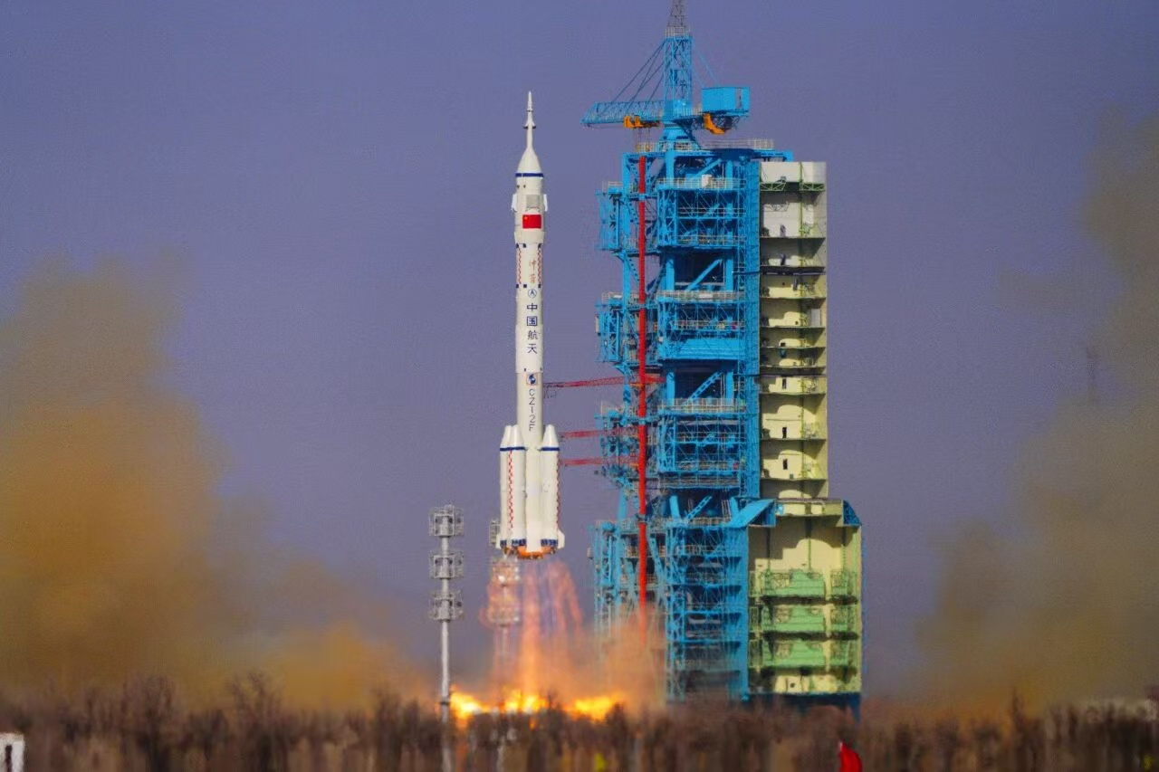  (Lancement du vaisseau spatial Shenzhou-22, le 25 novembre 2025